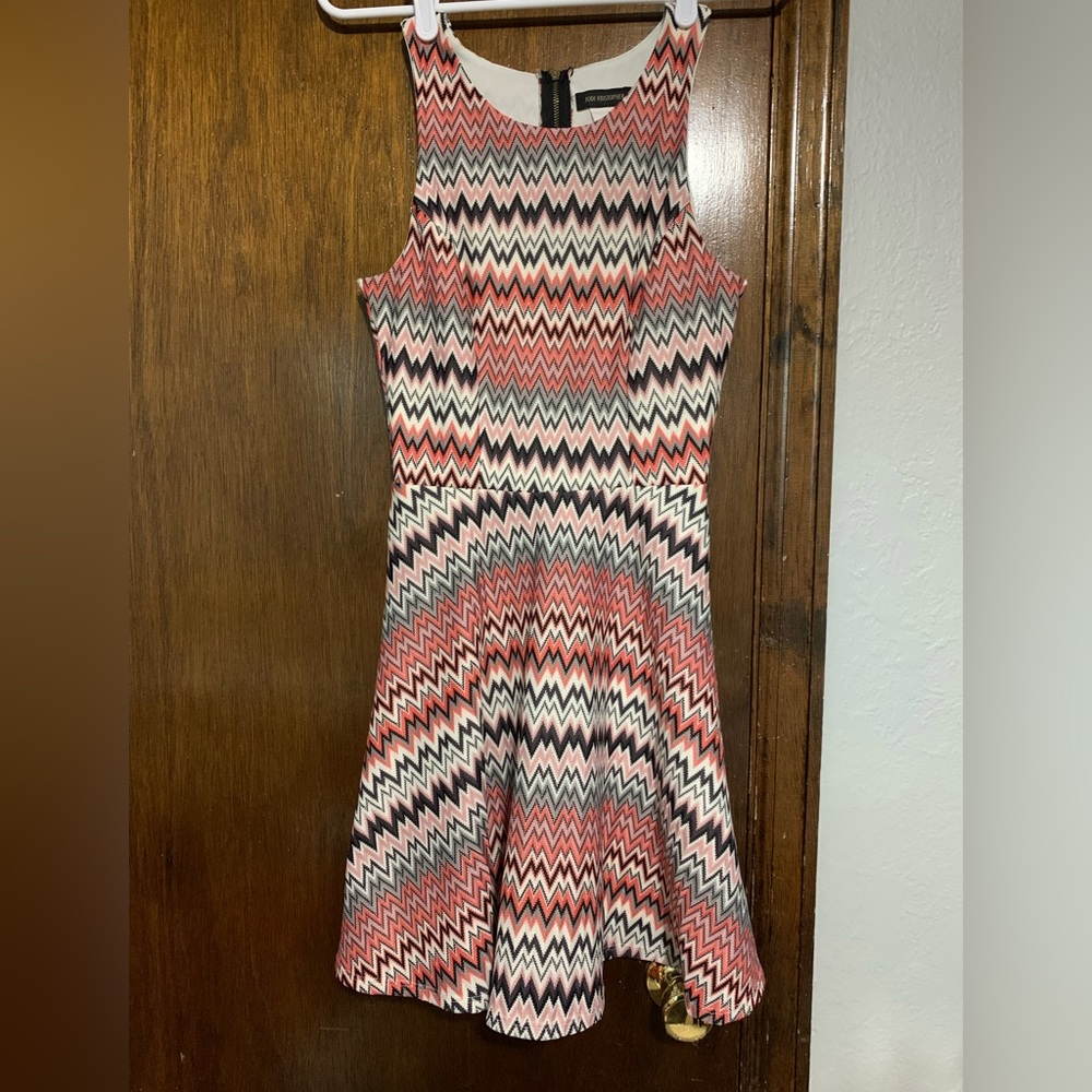 Jodi Kristopher Sleeveless Dress Chevron size 3